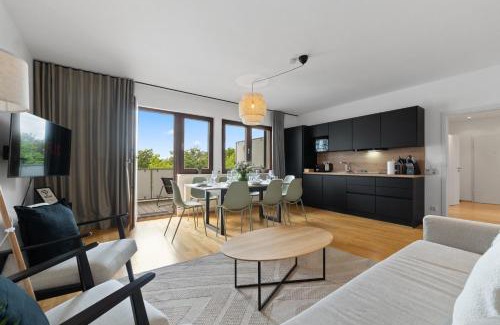 Bensberg Apartment | *TOP* Große, moderne & zentrale Wohnung 3 Schlafzimmer - Nähe zu Köln: Dom, Messe, Flughafen, Lanxess-Arena
