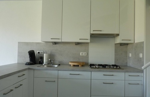 Nieuwvliet House | Top holiday home - absolutely close to the beach, well maintained, free internet