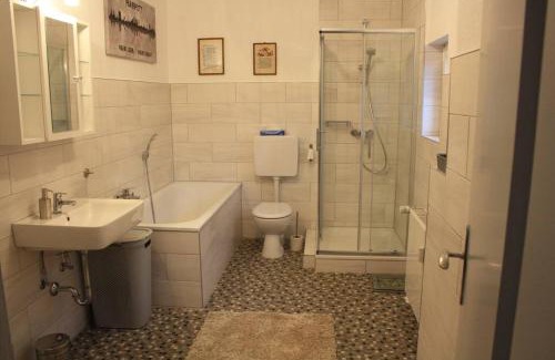 Kray Apartment | TOP Messe Ferienwohnung 81qm