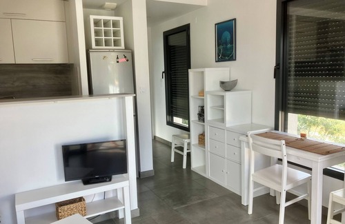 Le Brusc Villa | Top of architect's villa with sea view, sandy beach on foot !