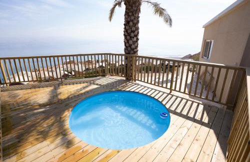 Metsoke Dragot Apartment | Top of the cliff apartments - Metzoke Dragot