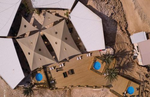 Metsoke Dragot Apartment | Top of the cliff apartments - Metzoke Dragot