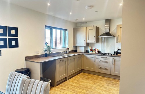 Wolverhampton House | Top of the range luxury 4 bedroom house