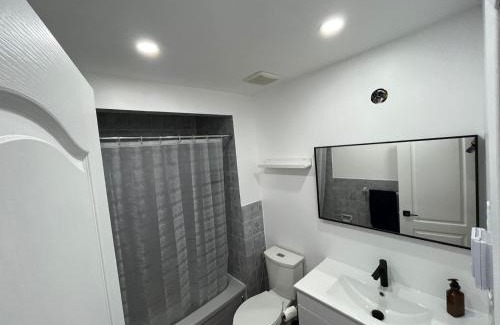Laval House | Top Rated Vacation place Montreal