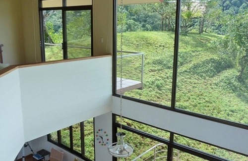Canton Parrita House | Top ubication, a 30 min de playas hermosas y aventuras.