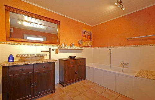 Pries House | Top vacation home Krebs - vacation home /vacation apartment Krebs
