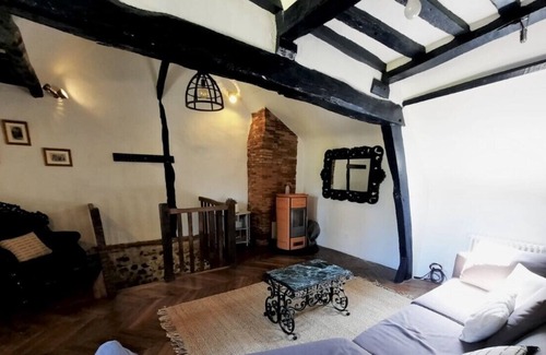 Cormeilles House | Topaz House Cormeilles