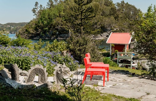 Godvik Villa | Topfloor apartment in historic villa - seaview