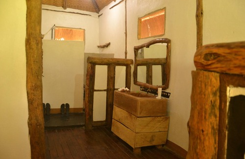 Kinkiizi Cabin | Topi Lodge