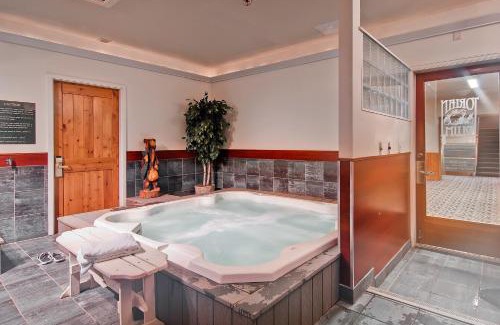 Steamboat Springs Apartment | Torian Plum Creekside 415