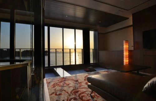 Kisarazu Hotel | Toriizaki Club Sushi Auberge