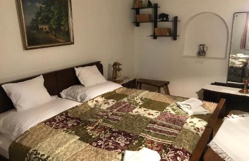 Kiskunmajsa Apartment | Tornácos Tanya Vendégház* és Gasztroporta