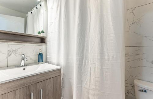 Kensington Market Hotel | Toronto Market Suites