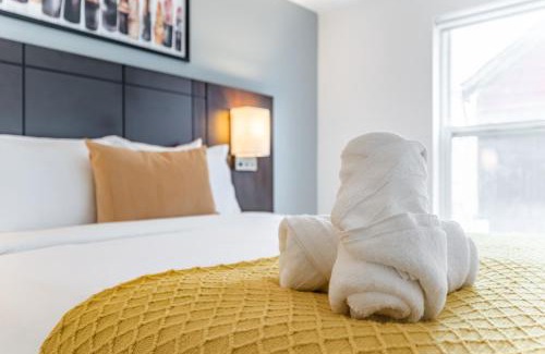 Kensington Market Hotel | Toronto Market Suites