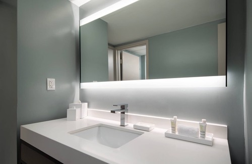 Torrance Hotel | Torrance Marriott Redondo Beach