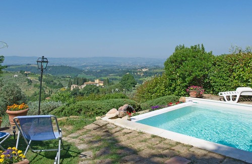 Magliano Apartment | Torre - Holiday Rental in Chianti, Tuscany