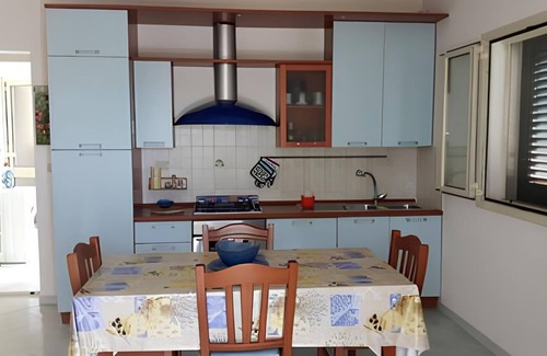 Torre Pali Apartment | Torre Pali - house with large veranda overlooking the sea