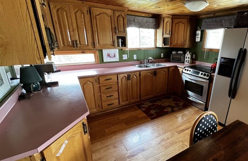 Tors Cove Cabin | Tors Cove Pond Retreat