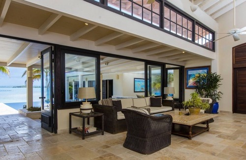 Long Island Villa | Tortuga - Harbour Beach Villa - 4 Bedrooms