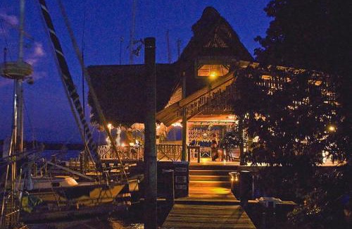Fronteras Hotel | Tortugal Boutique River Lodge