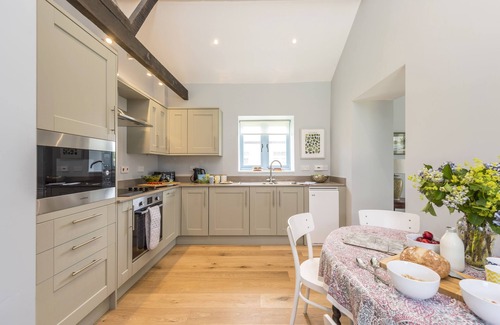 West Compton House | Tothery Cottage - A beautiful detached barn conversion