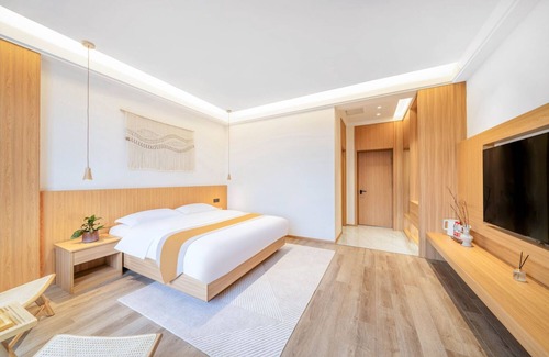 Jinfeng Developing Area Hotel | TOTOLO Winery Vacation Homestay
