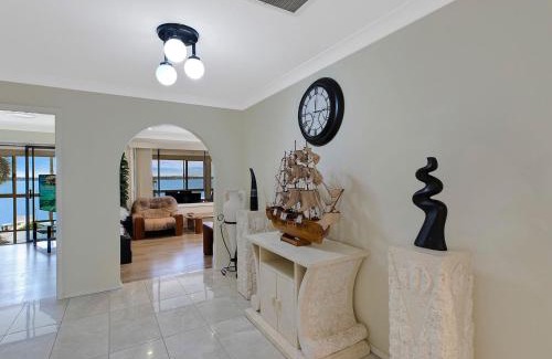 Toukley House | Toukley Waterfront House
