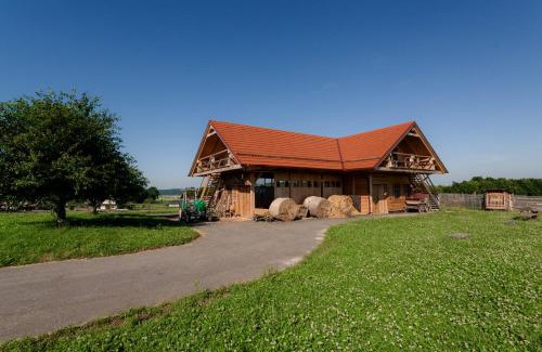Cerkvenjak Bed & Breakfast | Tourist Farm Firbas