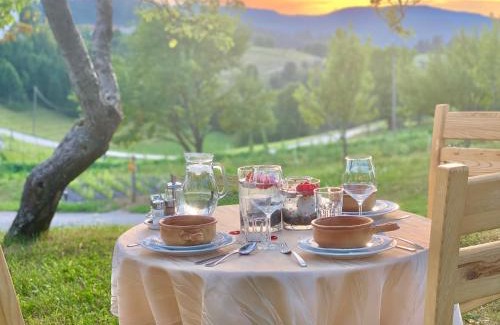 Cerknica House | Tourist Farm Strle With Great Local Food
