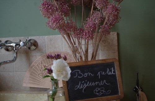 Neac Bed & Breakfast | Tournefeuille La Cure