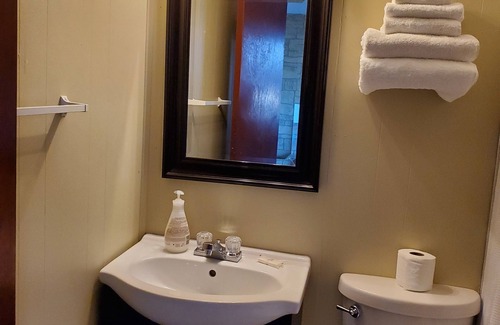 Nipigon Hotel | Town and Country Motel in Nipigon