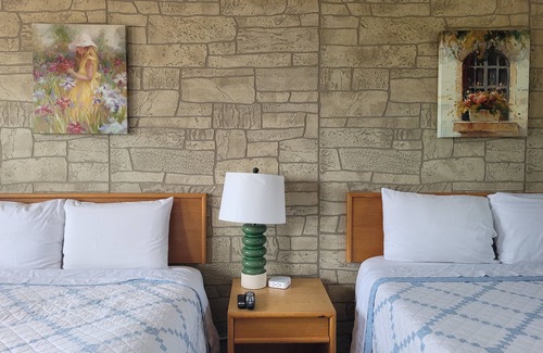 Nipigon Hotel | Town and Country Motel in Nipigon