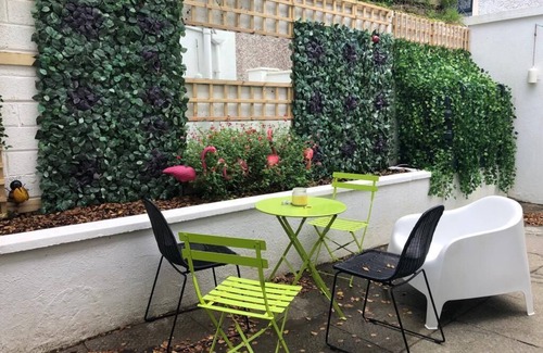 Westport House | Town Centre Home Away from Home.
