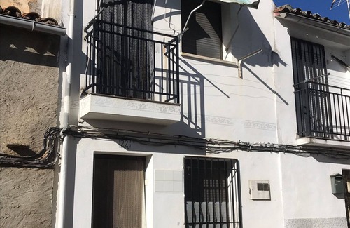 Casas de Millan Cottage | Town house.cute and cozy.!