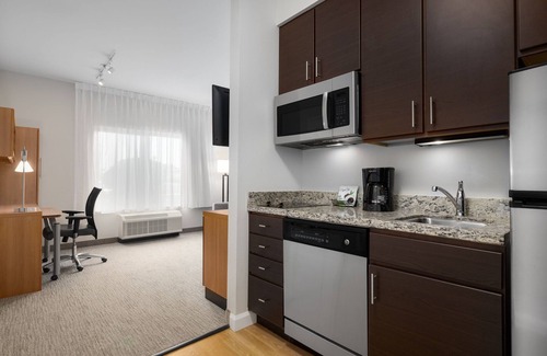 Ocean City Hotel | TownePlace Suites by Marriott Fort Walton Beach-Eglin AFB