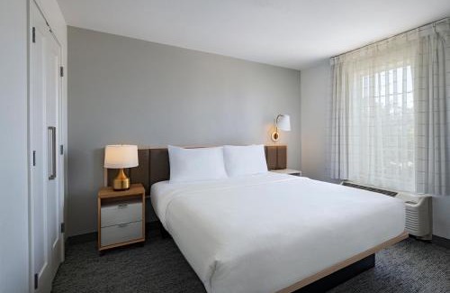 College Station Hotel | TownePlace Suites by Marriott College Station