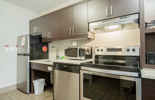 Brantford Hotel | TownePlace Suites by Marriott Brantford and Conference Centre