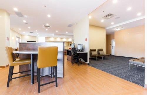 Southwest Edmonton Hotel | TownePlace Suites by Marriott Edmonton South