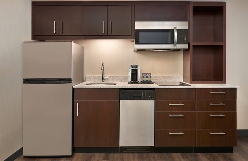 Durham Region Hotel | TownePlace Suites by Marriott Oshawa