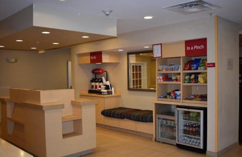 Farmingdale Hotel | TownePlace Suites Republic Airport Long Island Farmingdale