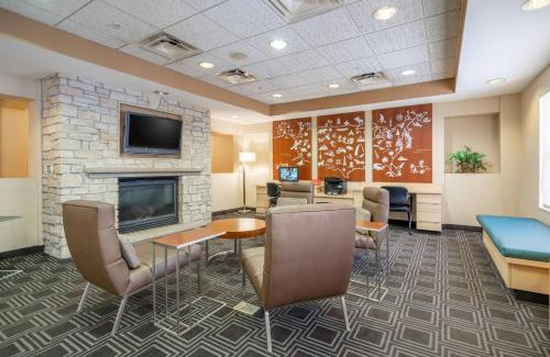 Rochester Hotel | TownePlace Suites Rochester