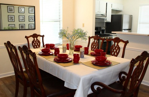 Riverdale House | [Townhome] - El Fuerte