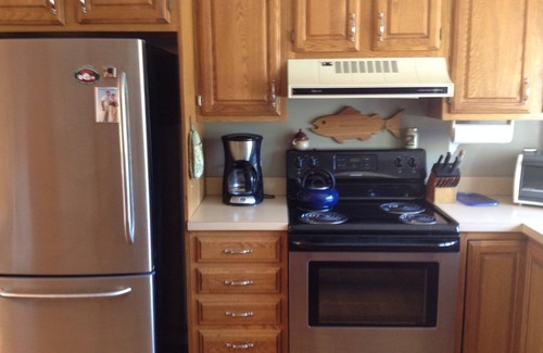 Bristol House | Townhome For Rent At Beautiful Newfound Lake NH (Bristol, NH)