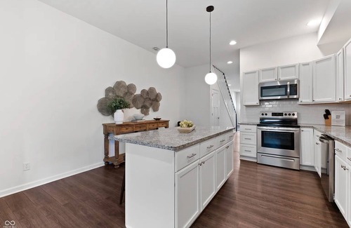 Fountain Square House | Townhome in Indianapolis - 7 minutes from downtown Indy
