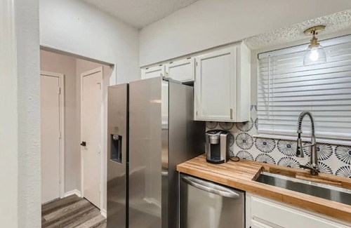 North San Antonio - SAT House | Townhome Medical Ctr/Six Flags/La Cantera/Rim