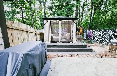 Clarkdale Condo | Townhome Oasis, Townhome Oasis: Main Station Stay