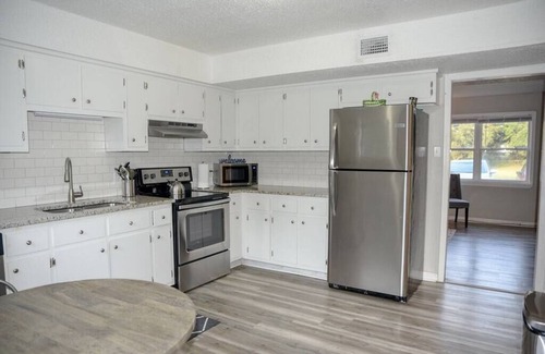 Grand Bay Apartment | Townhomes near the Bay - #4