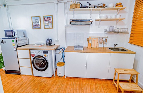 Chang Moi House | Townhouse at Central Old City for 4-6 people