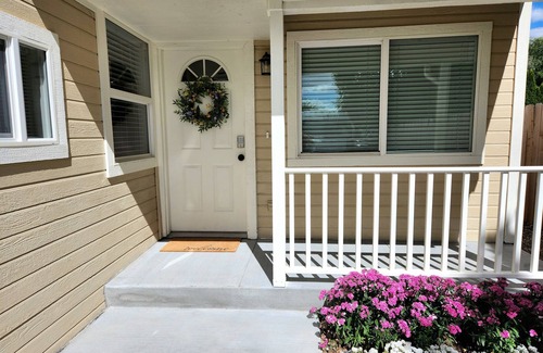 Caldwell House | Townhouse/Heart of Caldwell/Near Hospital+BBQ
