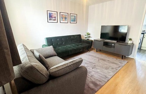 Barrow-on-Trent House | Townhouse in Derby